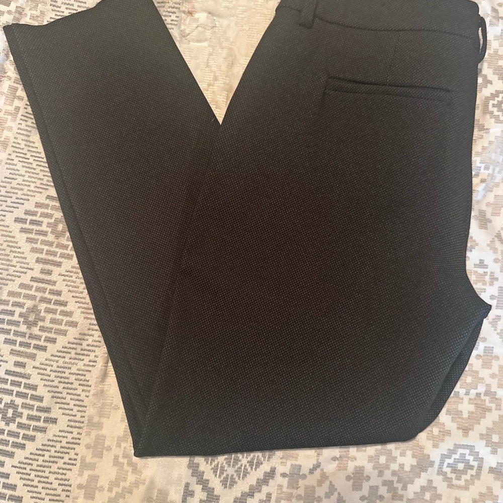 Liverpool Women's Black Textured Straight Leg Pants